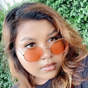 Meet your Posher, Sanjida